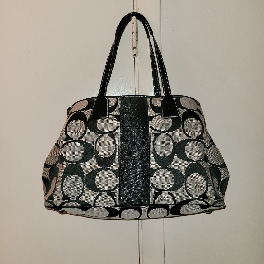 Handbag - Picture 2 of 2